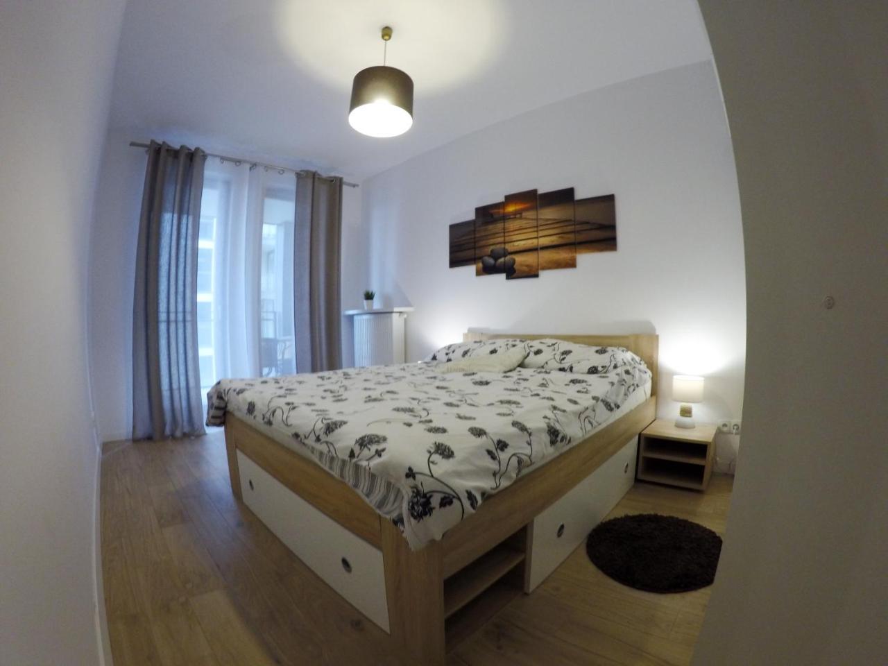 Apartament Obrzezna 3 Deluxe Warszawa Eksteriør bilde