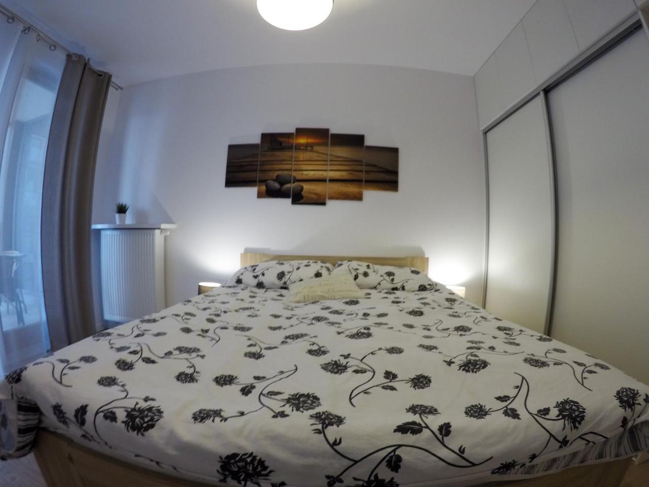 Apartament Obrzezna 3 Deluxe Warszawa Eksteriør bilde